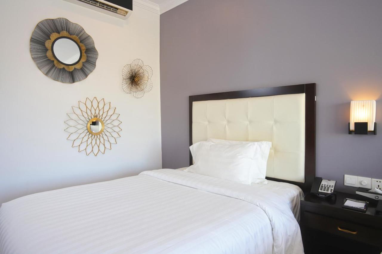 Queenco Hotel & Casino Sihanoukville Ngoại thất bức ảnh