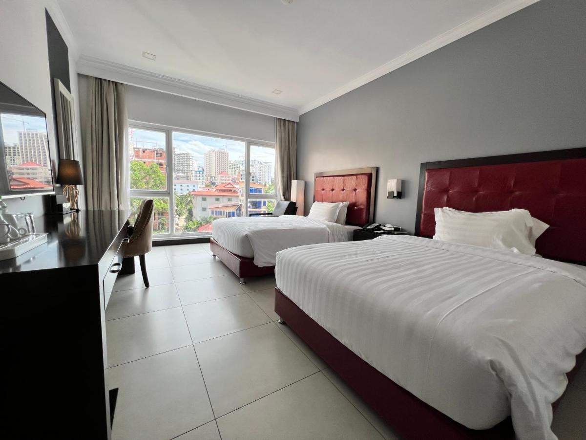 Queenco Hotel & Casino Sihanoukville Ngoại thất bức ảnh