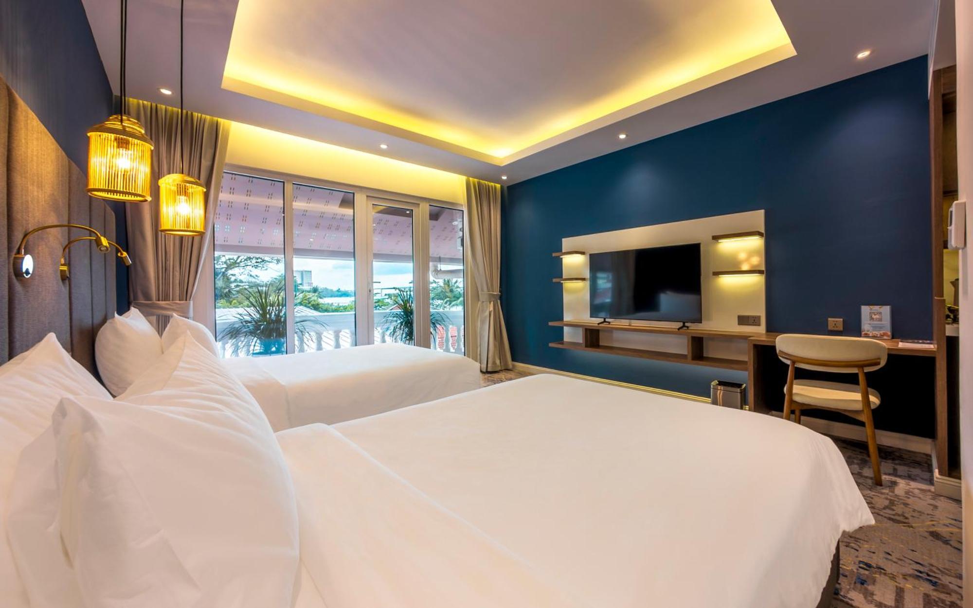 Queenco Hotel & Casino Sihanoukville Ngoại thất bức ảnh