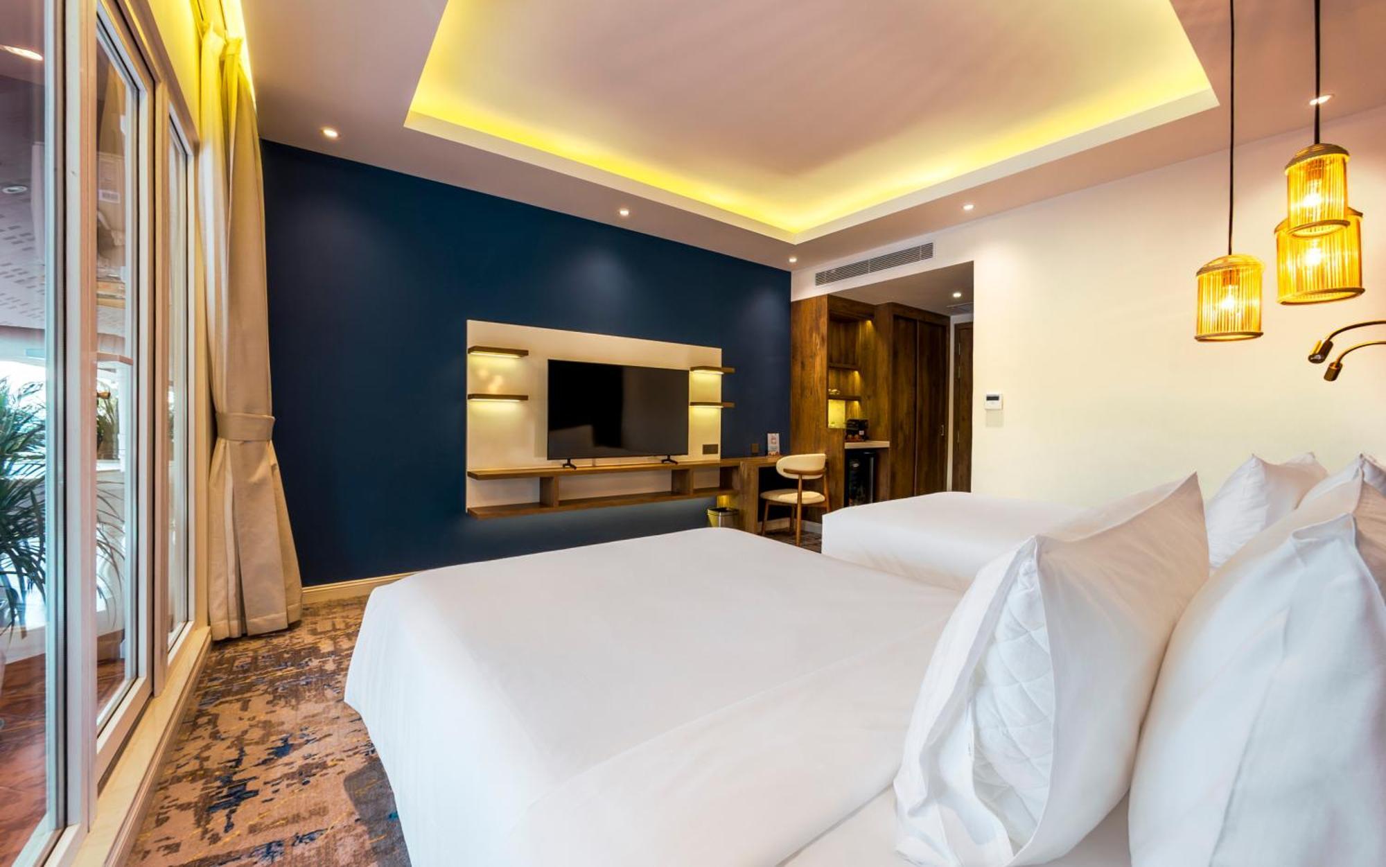 Queenco Hotel & Casino Sihanoukville Ngoại thất bức ảnh