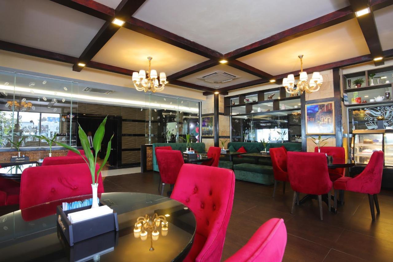 Queenco Hotel & Casino Sihanoukville Ngoại thất bức ảnh