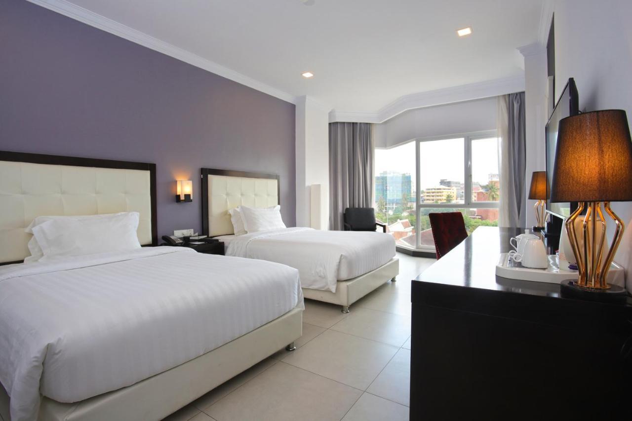 Queenco Hotel & Casino Sihanoukville Ngoại thất bức ảnh